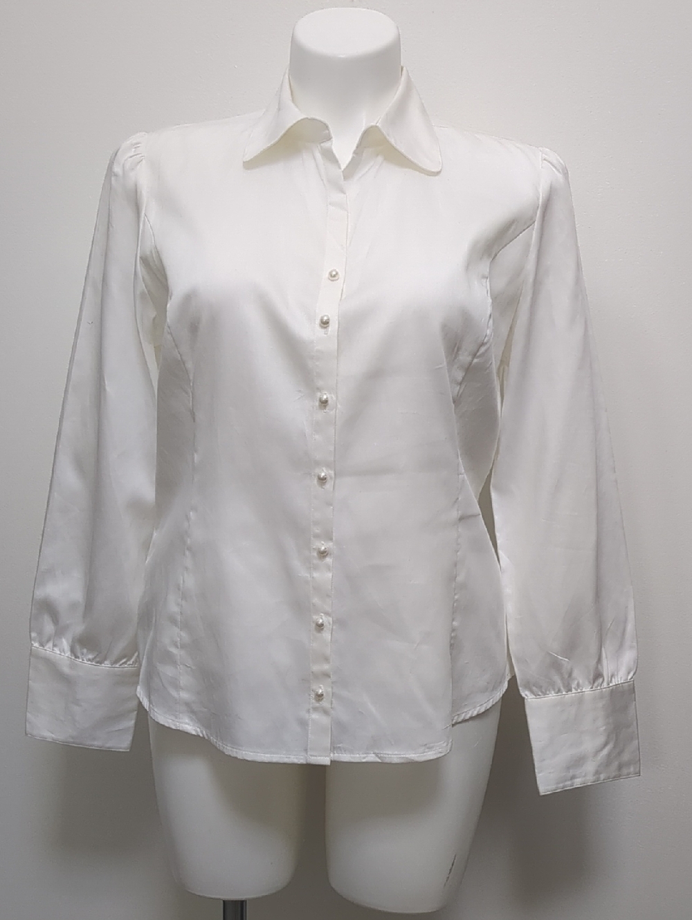 NWT Vintage LOFT soft White Pearl Button Blouse Old Money Classic Collared sz 16